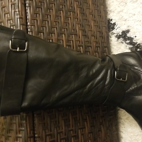 Ellen Tracy Boots - Picture 3 of 11